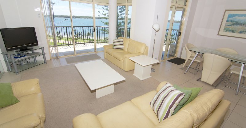 Feel At Home at our Broadwater Accommodation